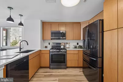 1034 Spruce Street #401, Philadelphia, PA 19107 - Photo 3