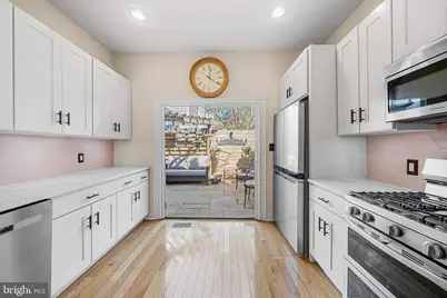 2319 Aspen Street, Philadelphia, PA 19130 - Photo 7