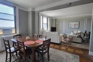 2031 Locust St, Philadelphia, PA 19103 - Photo 5