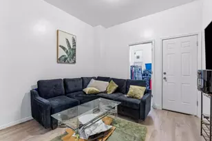 2731 N Darien St, Philadelphia, PA 19133 - Photo 3