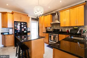 2028 S 13th St, Philadelphia, PA 19148 - Photo 7
