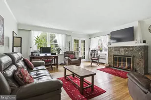 606 E Durham St, Philadelphia, PA 19119 - Photo 5