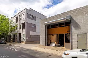 2009 E York St, Philadelphia, PA 19125 - Photo 3