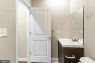 616 S 4th St, Philadelphia, PA 19147 - Photo 13