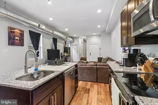 413 Fairmount Ave, Philadelphia, PA 19123 - Photo 17