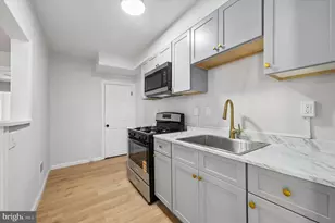 2510 S Carroll St, Philadelphia, PA 19142 - Photo 9