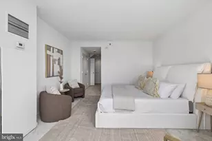 202 W Rittenhouse Square, Philadelphia, PA 19103 - Photo 15