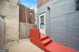 1584 E Hewson St, Philadelphia, PA 19125 - Photo 15