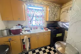 247 E Rockland St, Philadelphia, PA 19120 - Photo 5