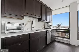 200 Locust St, Philadelphia, PA 19106 - Photo 13