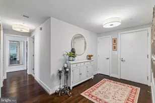 717 S Chris Columbus Blvd, Philadelphia, PA 19147 - Photo 3