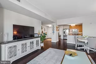 717 S Chris Columbus Blvd, Philadelphia, PA 19147 - Photo 9
