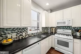 929 S 18th St, Philadelphia, PA 19146 - Photo 11