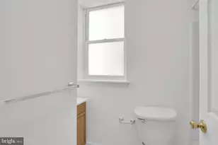 1526 Brown St, Philadelphia, PA 19130 - Photo 3