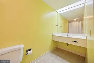 1100 Vine St, Philadelphia, PA 19107 - Photo 13