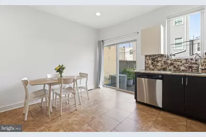 832 N 20th Street, Philadelphia, PA 19130 - Photo 11