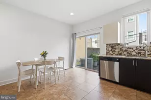 832 N 20th St, Philadelphia, PA 19130 - Photo 11