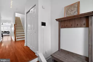 2246 Christian St, Philadelphia, PA 19146 - Photo 5