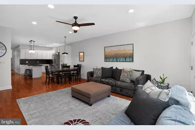2246 Christian Street, Philadelphia, PA 19146 - Photo 9