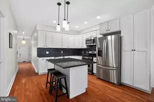 2246 Christian St, Philadelphia, PA 19146 - Photo 7