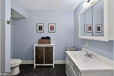 2246 Christian Street, Philadelphia, PA 19146 - Photo 33