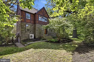 512 Woodbrook Ln, Philadelphia, PA 19119 - Photo 3