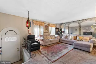 7835 Midis Pl, Philadelphia, PA 19153 - Photo 7