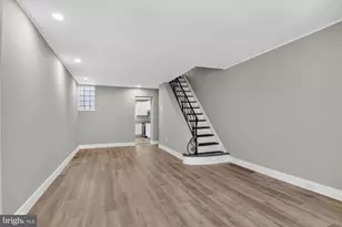 2422 S Iseminger St, Philadelphia, PA 19148 - Photo 5
