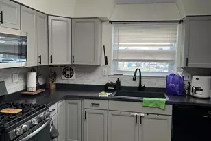 3612 Sussex Ln, Philadelphia, PA 19114 - Photo 5