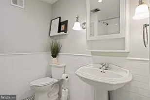 311 Pemberton St, Philadelphia, PA 19147 - Photo 21