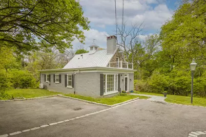 91 E Bells Mill Road, Philadelphia, PA 19118 - Photo 27