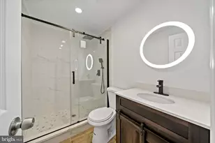 1910 Cambridge St, Philadelphia, PA 19130 - Photo 17