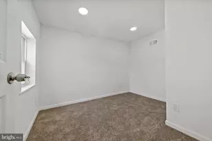 1910 Cambridge St, Philadelphia, PA 19130 - Photo 15