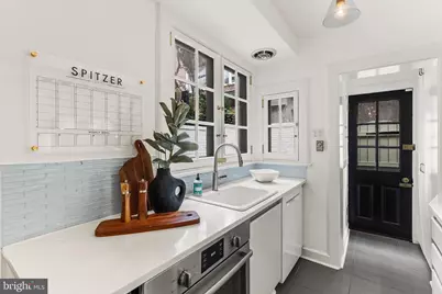 1915 Panama Street, Philadelphia, PA 19103 - Photo 13
