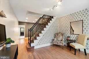 833 Almond St, Philadelphia, PA 19125 - Photo 9