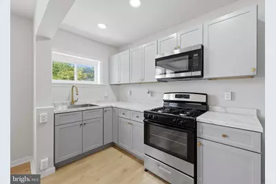 2658 S Shields Street, Philadelphia, PA 19142 - Photo 9