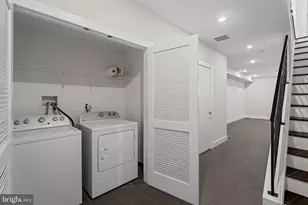 934 N 29th St, Philadelphia, PA 19130 - Photo 15