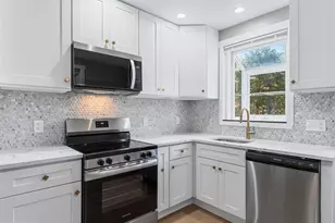 2444 S Lambert St, Philadelphia, PA 19145 - Photo 13