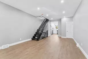 2444 S Lambert St, Philadelphia, PA 19145 - Photo 5