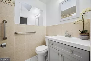 8426 Provident St, Philadelphia, PA 19150 - Photo 9