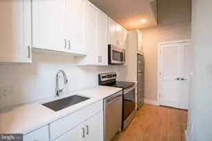 1300 S 19th St, Philadelphia, PA 19146 - Photo 7