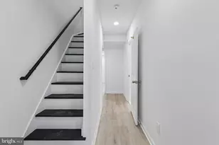 21 E Silver St, Philadelphia, PA 19134 - Photo 27