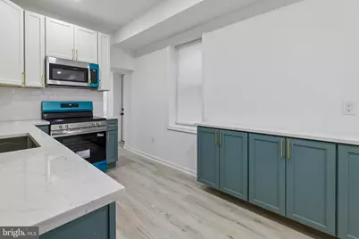 21 E Silver Street, Philadelphia, PA 19134 - Photo 11