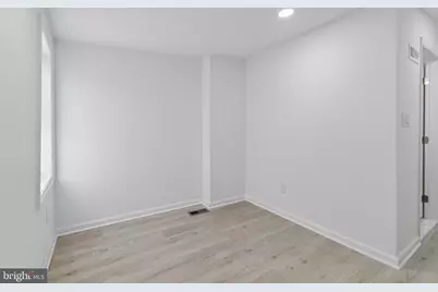 21 E Silver Street, Philadelphia, PA 19134 - Photo 29