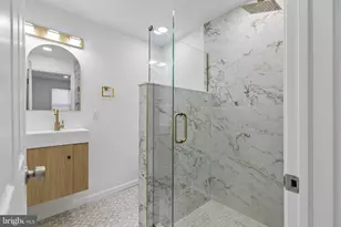 21 E Silver St, Philadelphia, PA 19134 - Photo 25