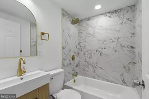 21 E Silver St, Philadelphia, PA 19134 - Photo 19