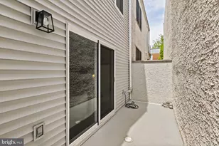 601 S 17th St, Philadelphia, PA 19146 - Photo 13