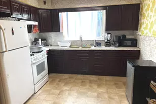1250 Unruh Ave, Philadelphia, PA 19111 - Photo 7