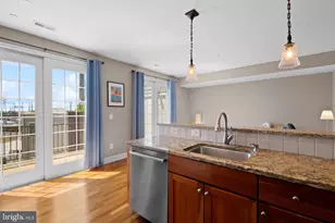 203 Captains Way, Philadelphia, PA 19146 - Photo 15