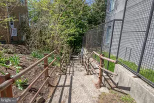 182 Gay St, Philadelphia, PA 19128 - Photo 23